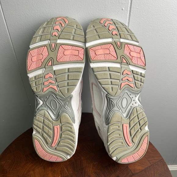 Vionic Oxford 23Walk Leather Women's Size 9.5 - Picture 6 of 6